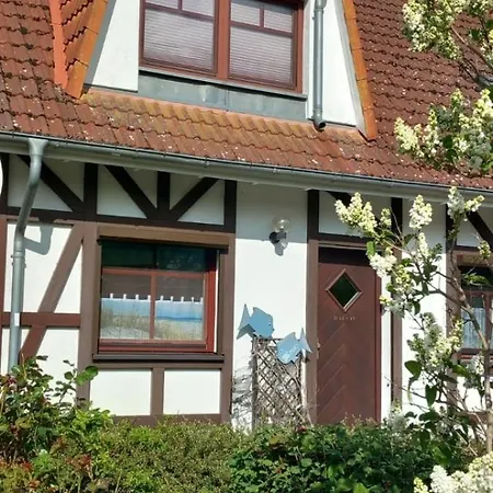 Gemütliche FeWo Bi-Uns Gustow  Exterior foto